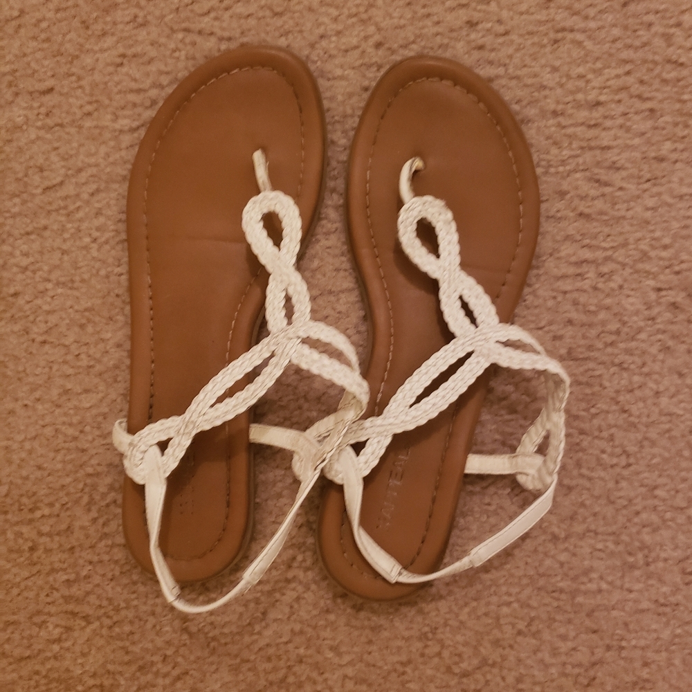 Xappeal Sandals in size 9